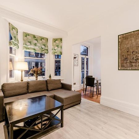 Lovely 2 Bedroom Flat In The Heart Of Chelsea Londen Buitenkant foto