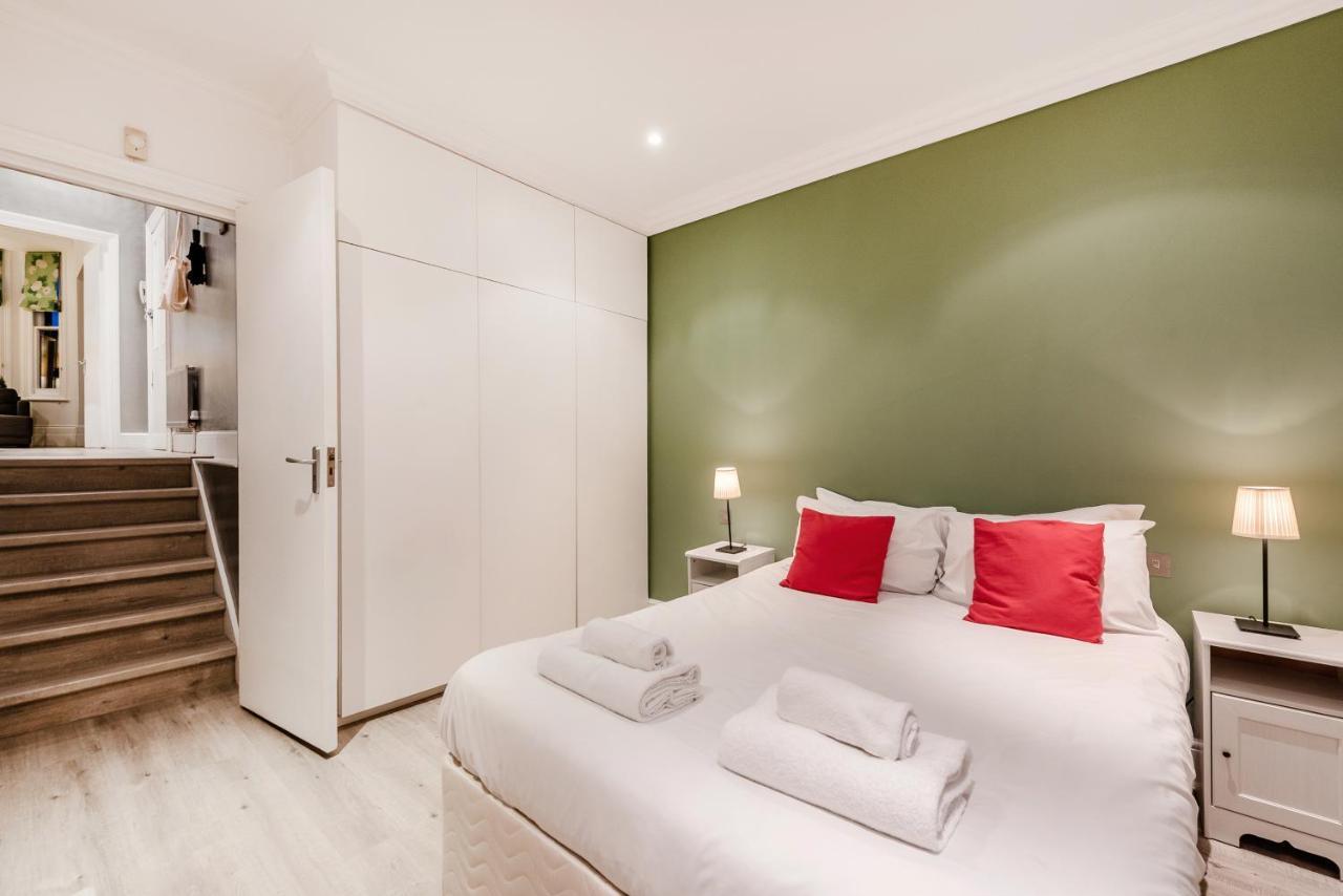 Lovely 2 Bedroom Flat In The Heart Of Chelsea Londen Buitenkant foto