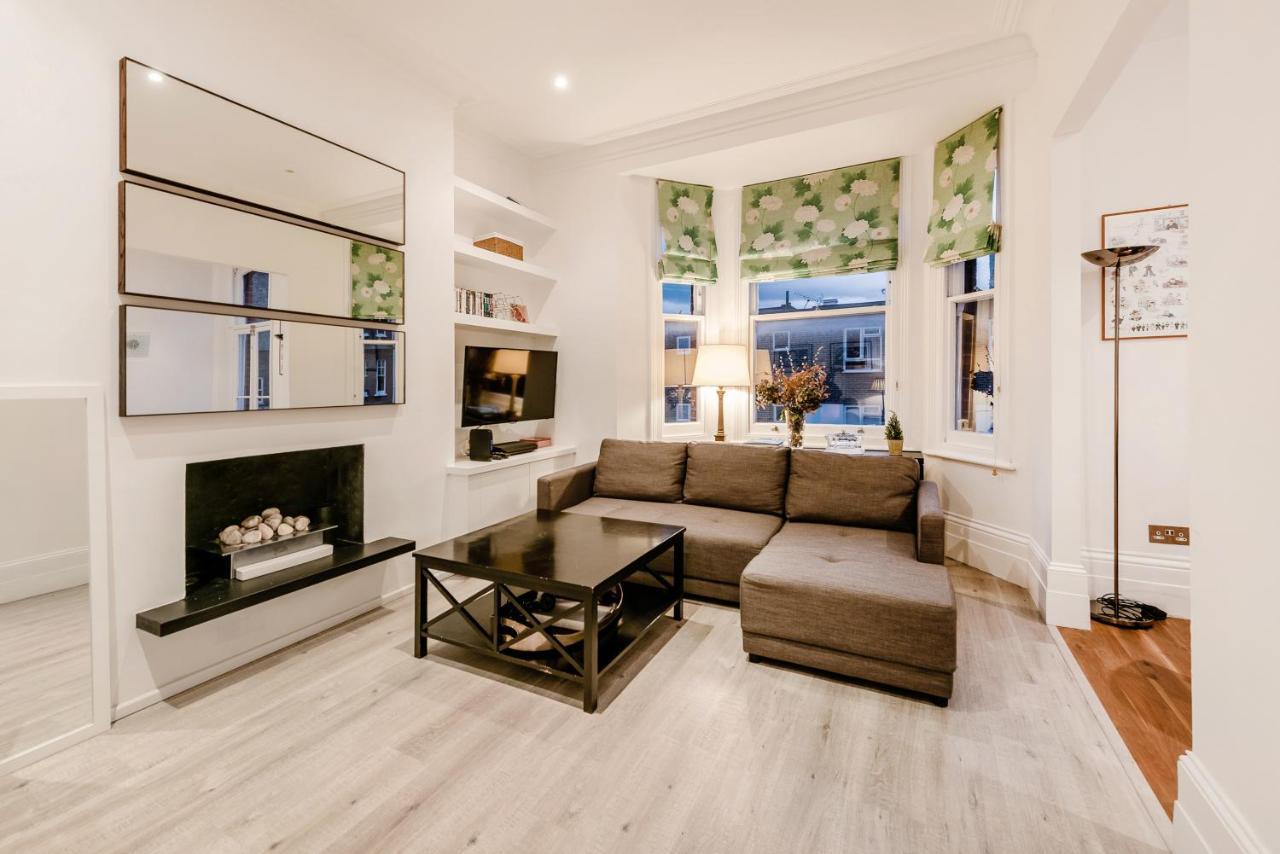 Lovely 2 Bedroom Flat In The Heart Of Chelsea Londen Buitenkant foto